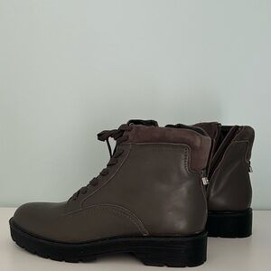 New Calvin Klein Brown Combat Boots